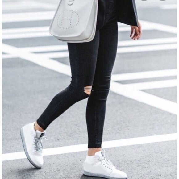 SPANX Denim - Spanx Women’s Distressed Ankle Skinny Jeans in Vintage Black Sz Medium 20213R